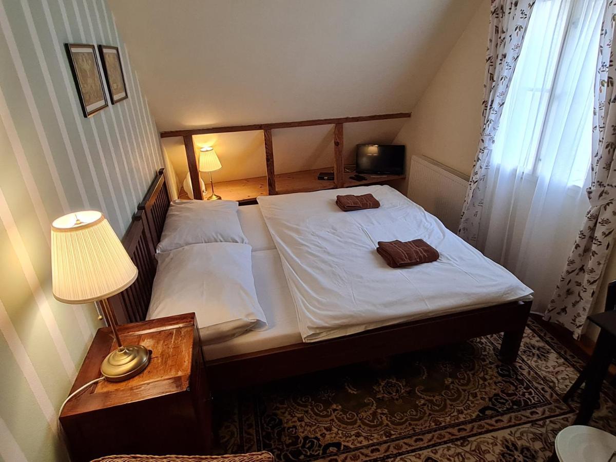 Penzion Nostalgia Banská Štiavnica Zewnętrze zdjęcie